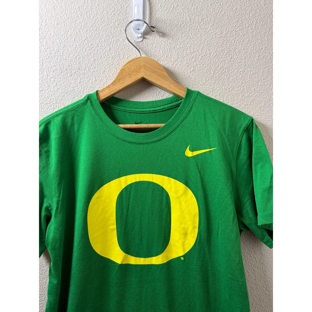 Men's Nike Oregon Ducks Shirt Size Small
